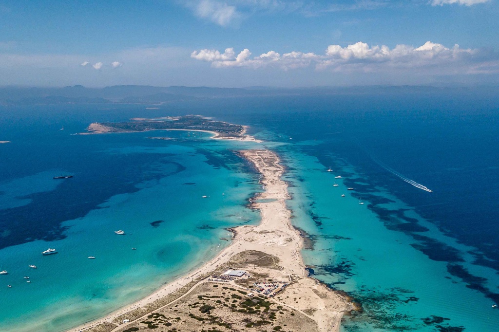Ибица, Майорка и Менорка — обзор и сравнение трех балеарских островов  