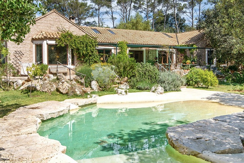 Charming finca with pool in an idyllic location in Costitx.jpg