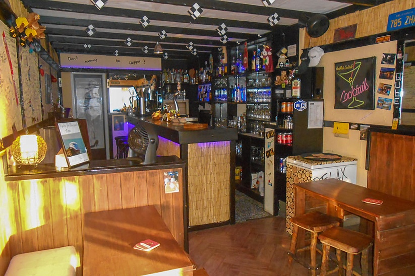 Популярный бар в туристической части в Paguera