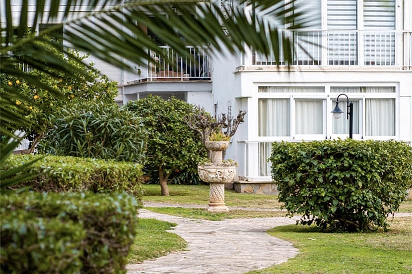 Апартамент в отличной резиденции у моря в Santa Ponsa