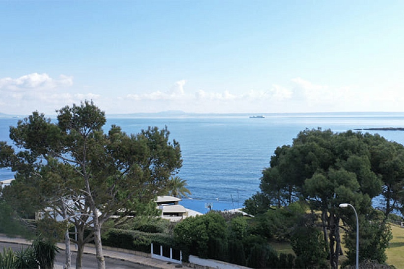 Роскошная вилла с фантастическим видом на море в Sol de  Mallorca 