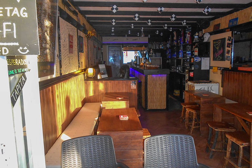 Популярный бар в туристической части в Paguera