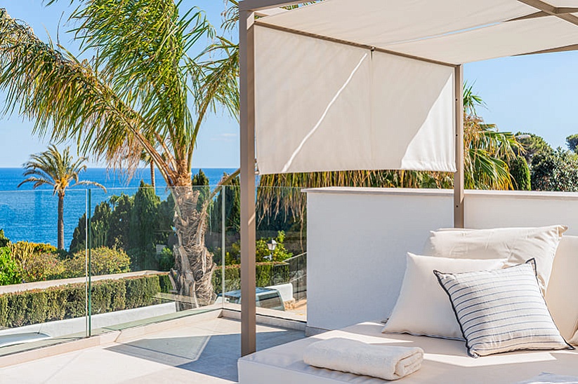 Роскошная вилла с фантастическим видом на море в Sol de  Mallorca 
