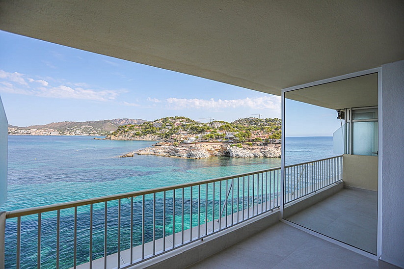 Апартамент с фантастическим видом на море в прекрасной резиденции в Santa Ponsa