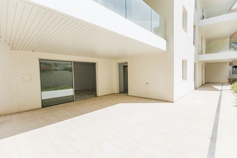 Новый просторный апартамент в современном стиле в Palma